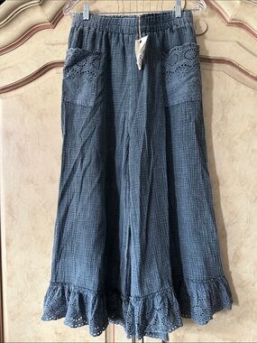 NWT Easel Washed Grey Pants/Bloomers with Eyelet Trim and Elastic Waist
